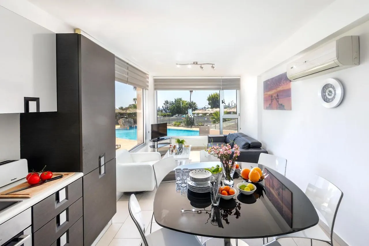 Fig Tree Bay Apartment 103 프로타라스